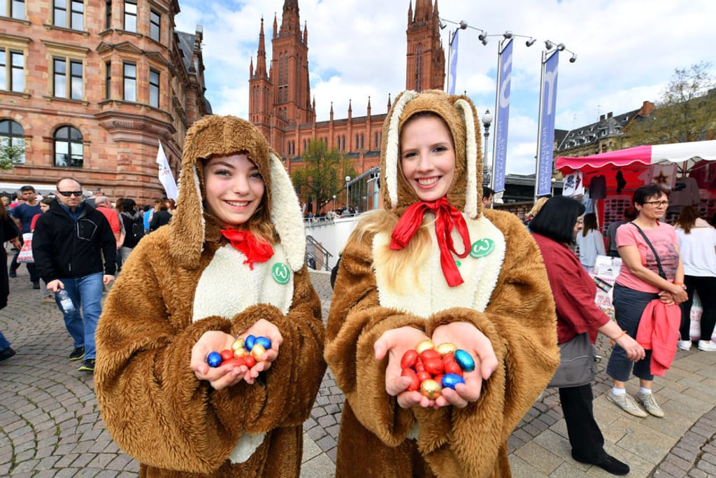 Der Ostermarkt in der Wiesbadener Innenstadt lädt wieder vom 24. bis zum 26. März zu tollen Momenten und Erlebnissen ein. 